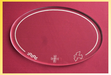 ovaler Kerzenteller, transparent mit christlichen Symbolen
