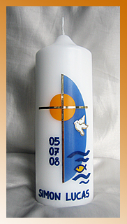 Motiv "Schöpfungstag", 220/80 mm; Details: maisgelbe Sonne hinter dem Kreuz, Symbole: blauer Himmel, Taube, Wellen und Fisch